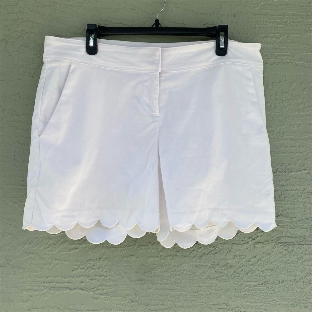 Isaac Mizrahi Women's Scalloped Hem Chino Shorts Multicolor Size 14